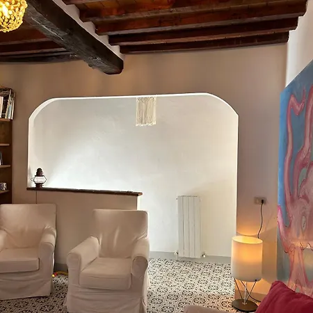 La Casa Del Polpo Rosa